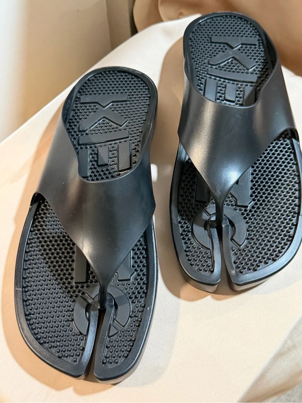 KENZO K-Beach Black Tabi Split Toe Flip Flop Sandals